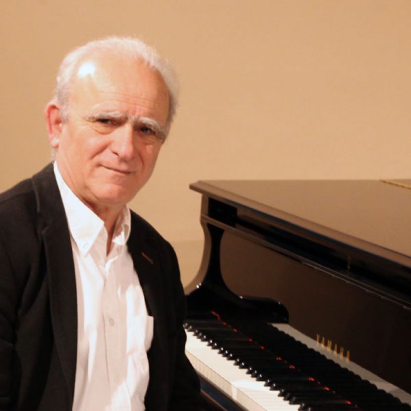 Καριώτης Νίκος